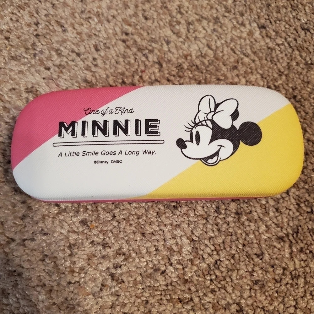 Disney Collections Minnie Mouse Eye Glasses Case Holder